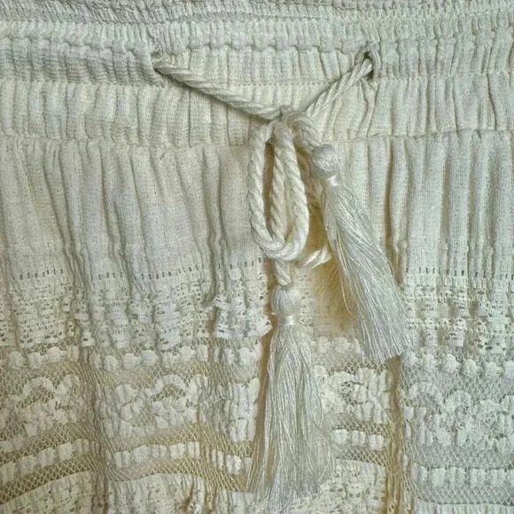 Torrid NWT Ivory Lace Smocked Waist Skater Skirt 4X P52 - Picture 8 of 14